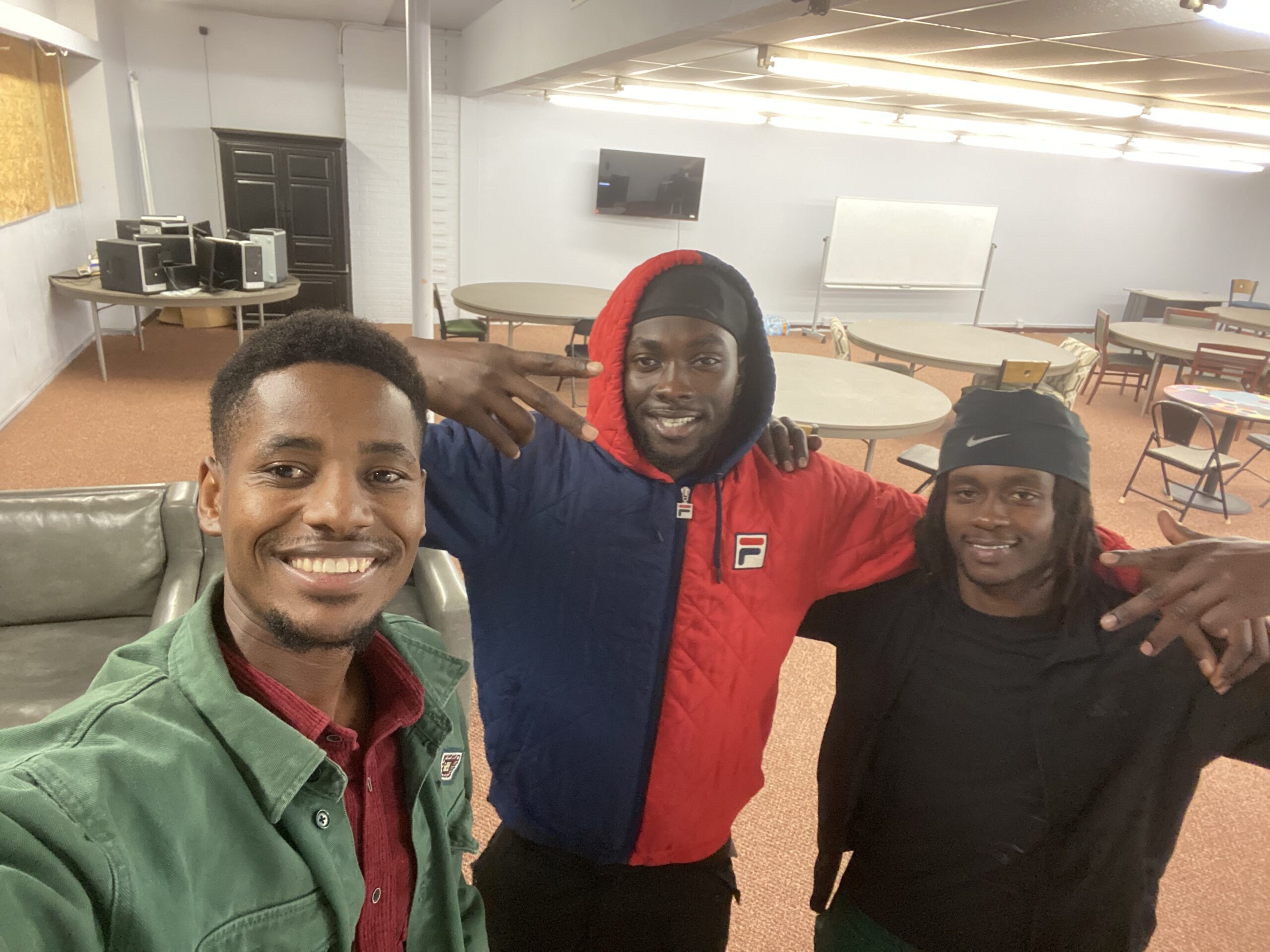 samuel and guests office 02